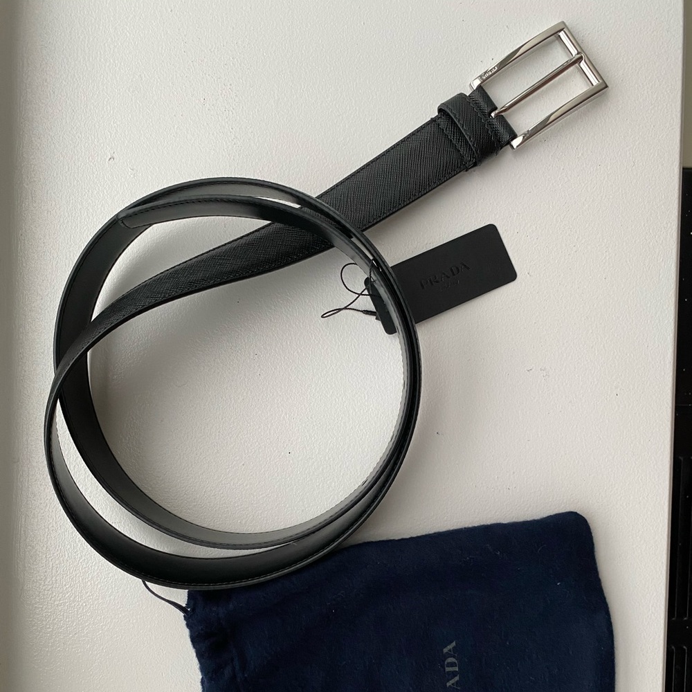 PRADA
Saffiano Leather Belt
New With tag
Leather.